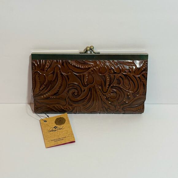 👜NWT Patricia Nash Leather Wallet Large Brown Vintage Clasp Handcrafted Embossed - Picture 9 of 12